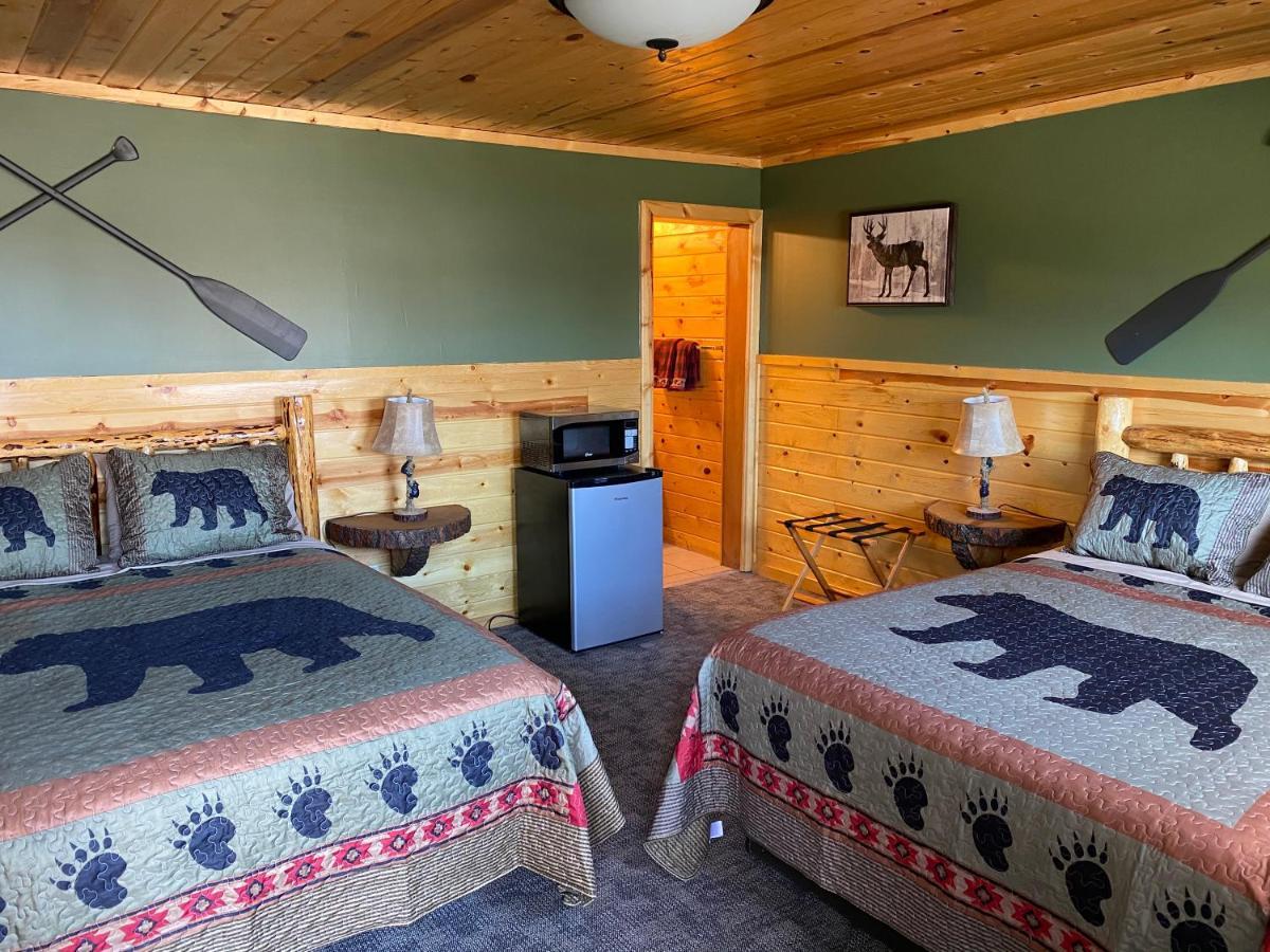 The Fishing Bear Lodge Ashton Kültér fotó