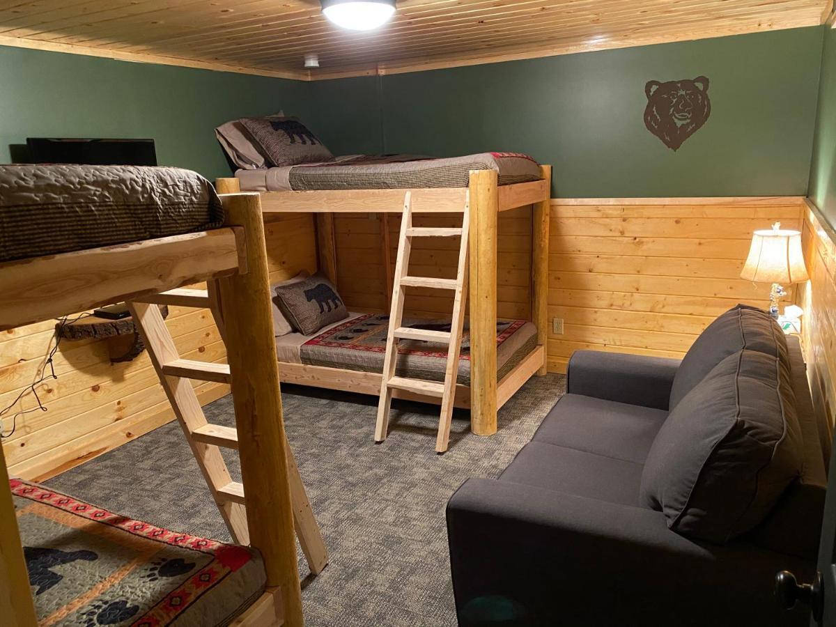 The Fishing Bear Lodge Ashton Kültér fotó