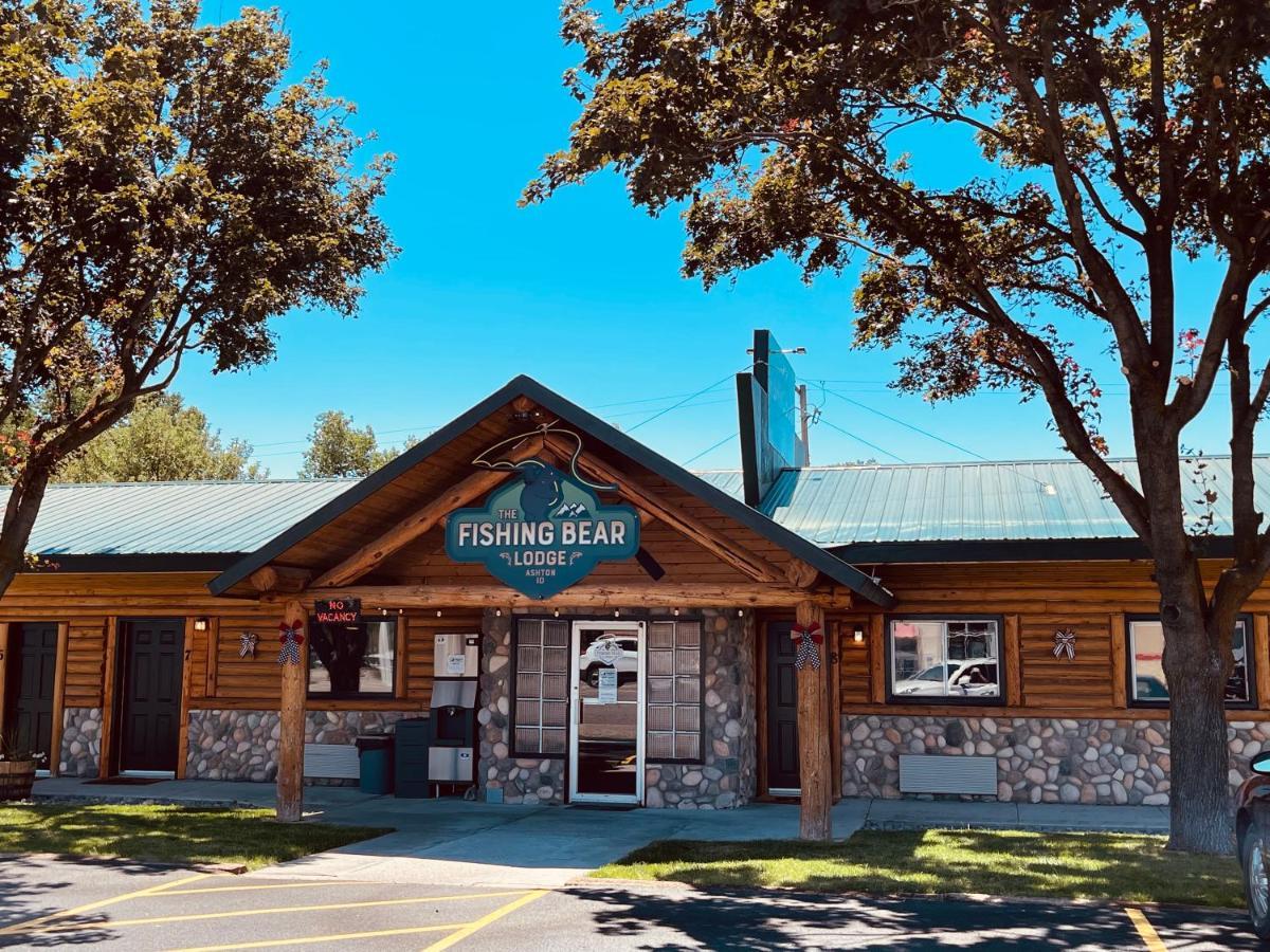The Fishing Bear Lodge Ashton Kültér fotó