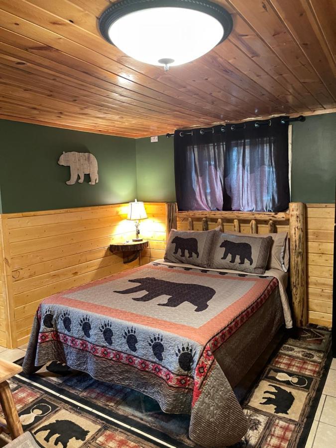 The Fishing Bear Lodge Ashton Kültér fotó