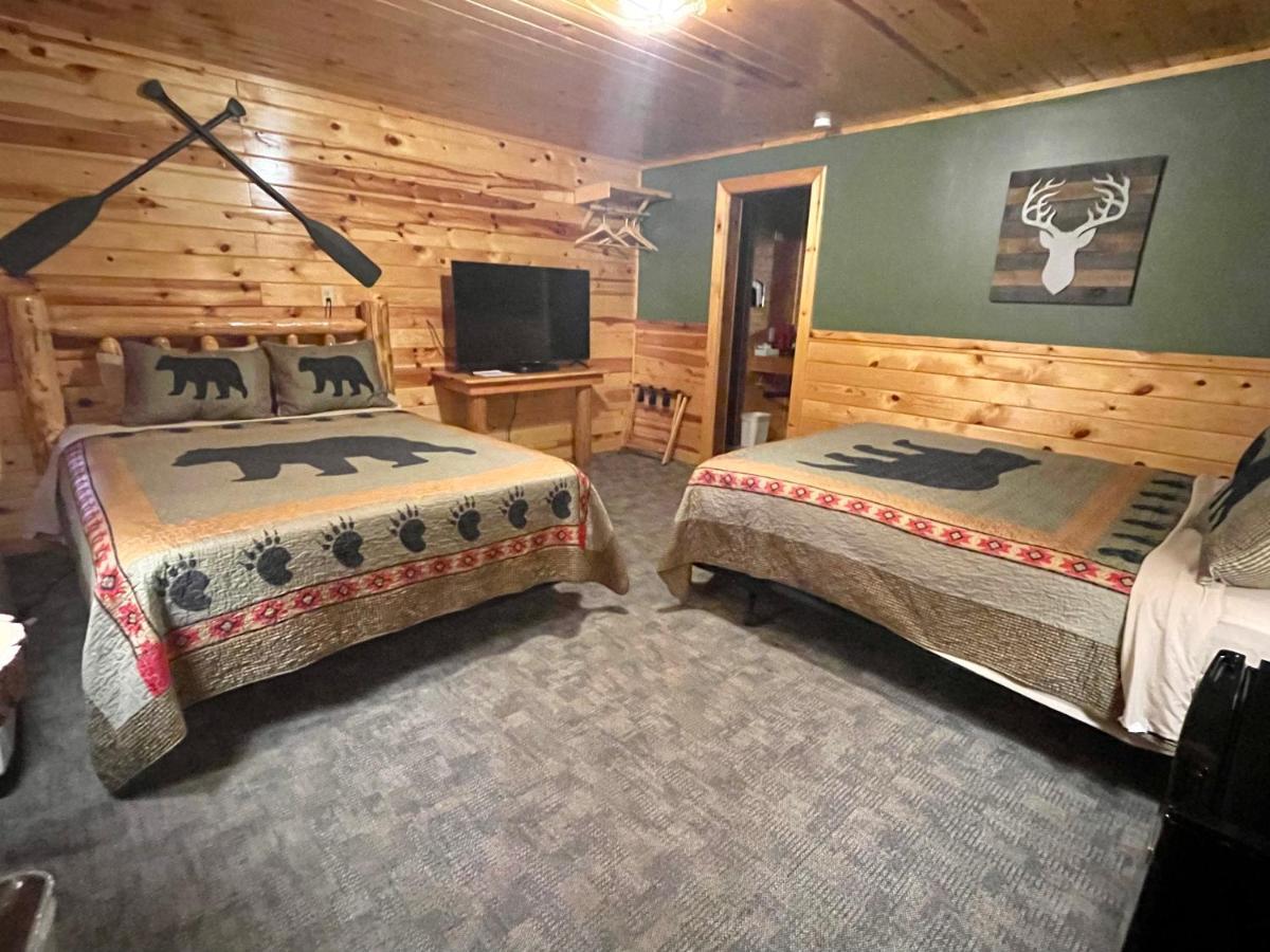 The Fishing Bear Lodge Ashton Kültér fotó